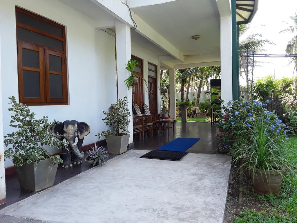 Karl Holiday Bungalow Kalutara Exterior foto